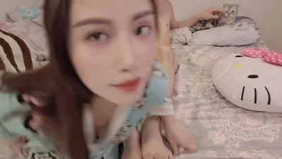 大神约炮女神白月光，完美女神一脸纯情全身都超嫩超好看，每次和她做